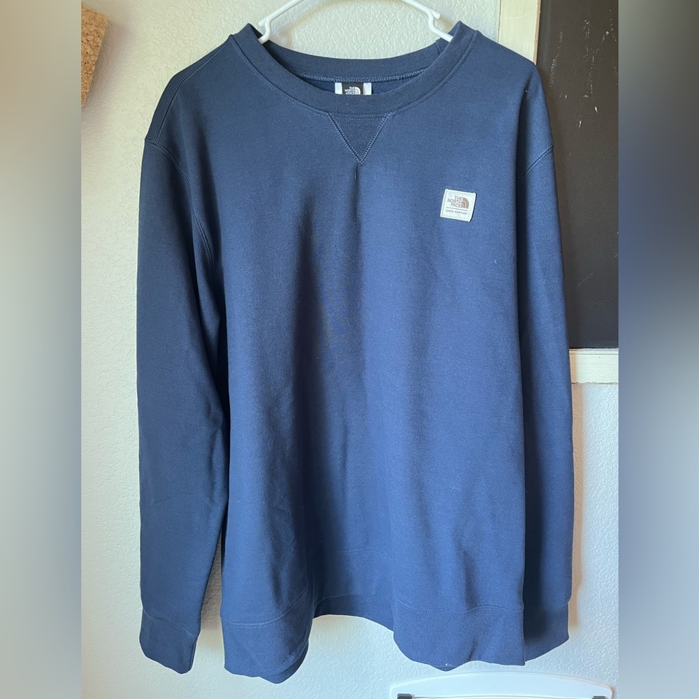 The North Face Heritage Patch Crew Sweatshirt